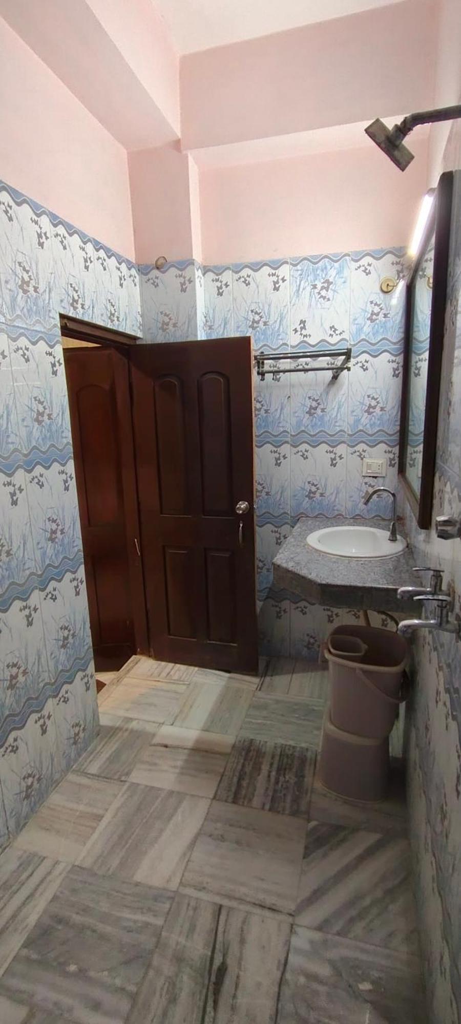 Hotel Riz Варанаси Екстериор снимка